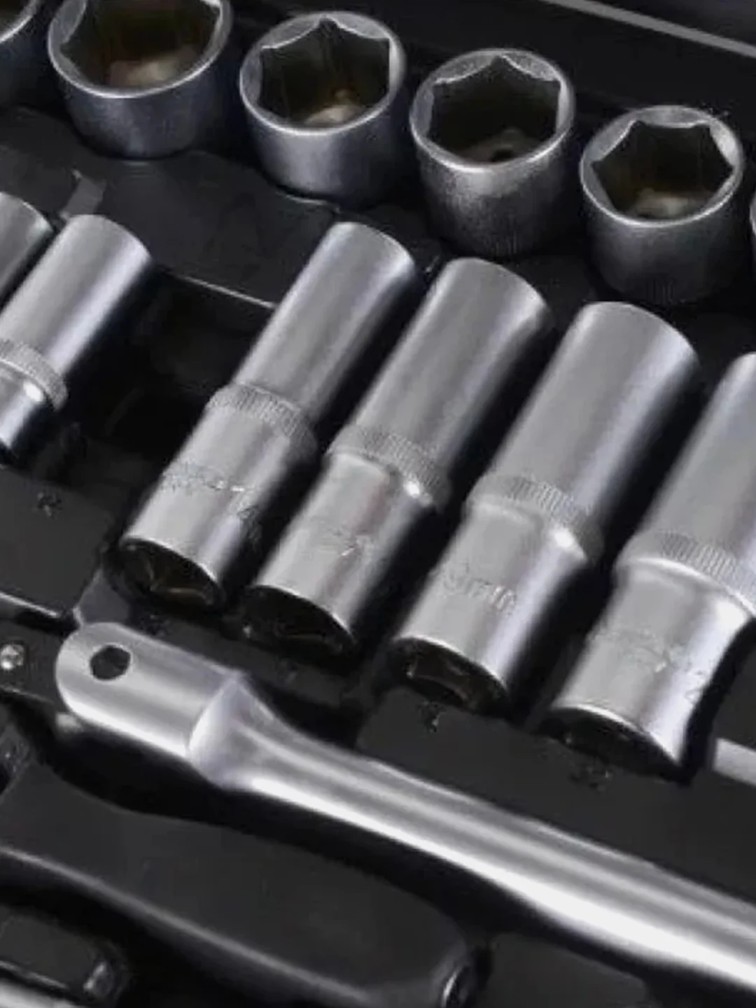 Набор инструментов Вихрь, 1/2", 1/4", CrV, в кейсе, 151 предмет
