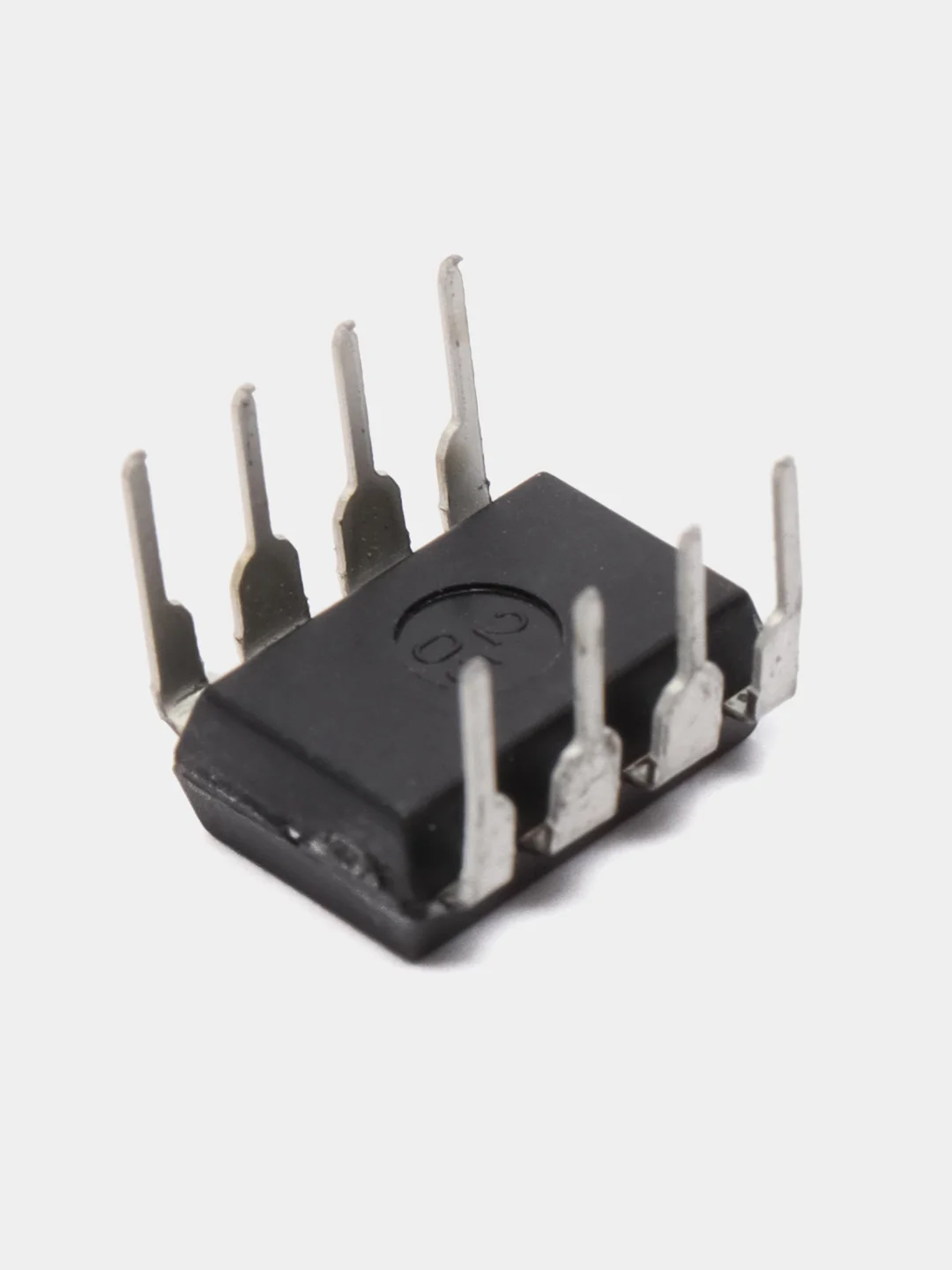 3 штуки Микросхема NE5532P DIP-8 (Ю. Корея)