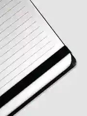 Черный блокнот в линию 64 листа А5 с резинкой-фиксатором MyArt Notebook Classic. Проф-Пресс