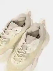 Бежевый кроссвки мужские с логотипом Adidas