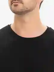 Черный футболка мужская