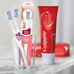 Зубная щетка Colgate "360 Optic White", средней жесткости