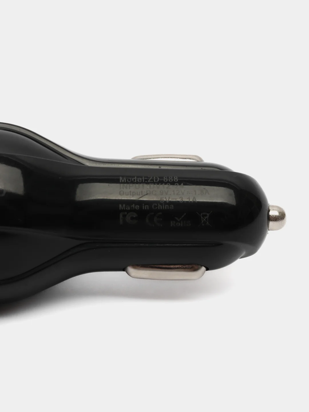 Черный адаптер питания автомобильный USB, 5V (автомобильное зарядное устройство от прикуривателя)