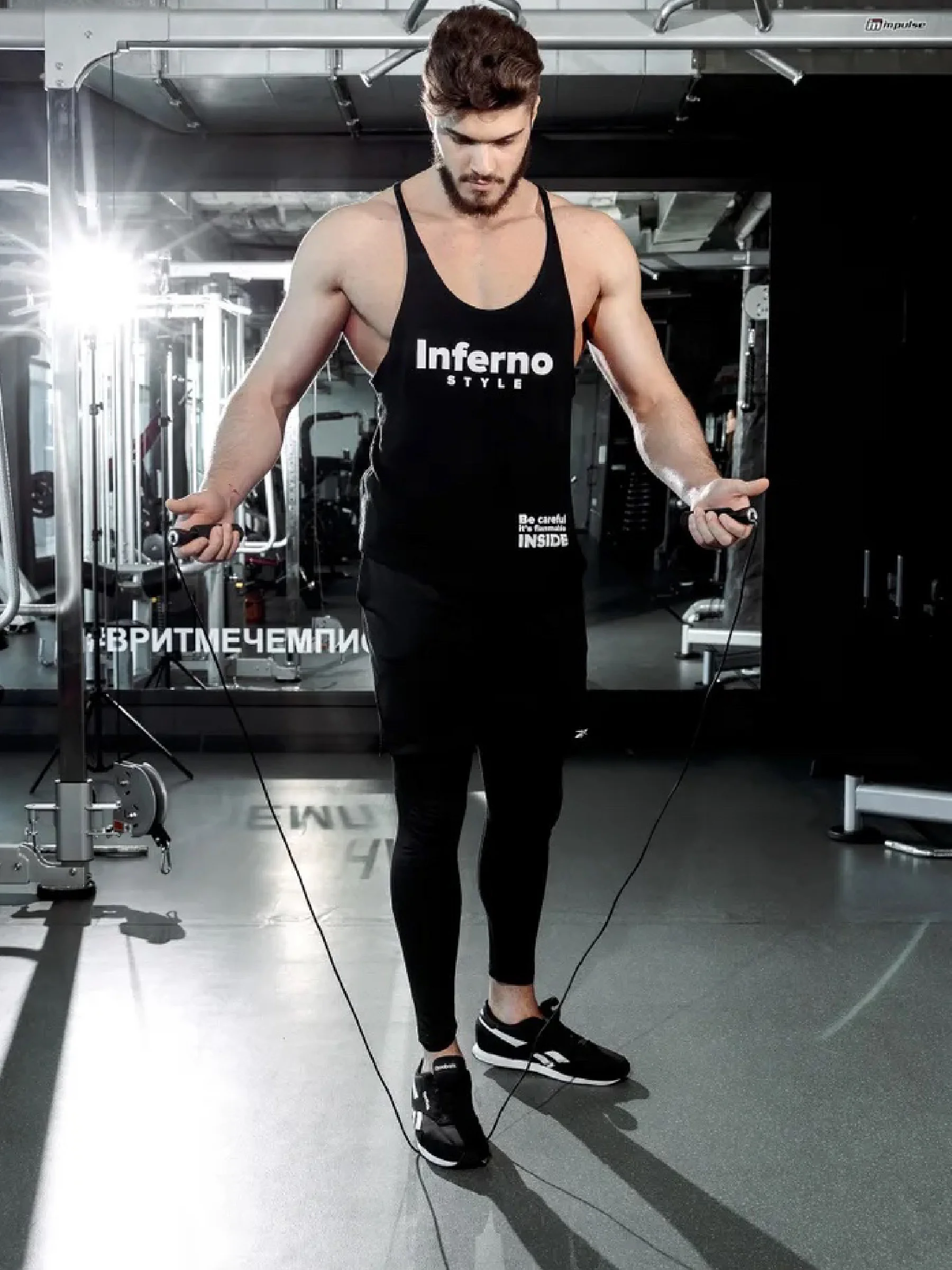 Спортивная скакалка для фитнеса Shark Fit, 250 см