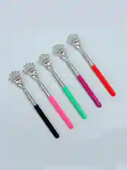Черный массажёр - чесалка, универсальный, с раздвижной ручкой, 21 / 58 см