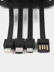 Черный powerbank со встроенными кабелями, Lightning, Type-C, фонарик, 20000 mAh