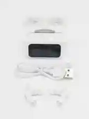 Белый беспроводные наушники с сенсорным экраном
