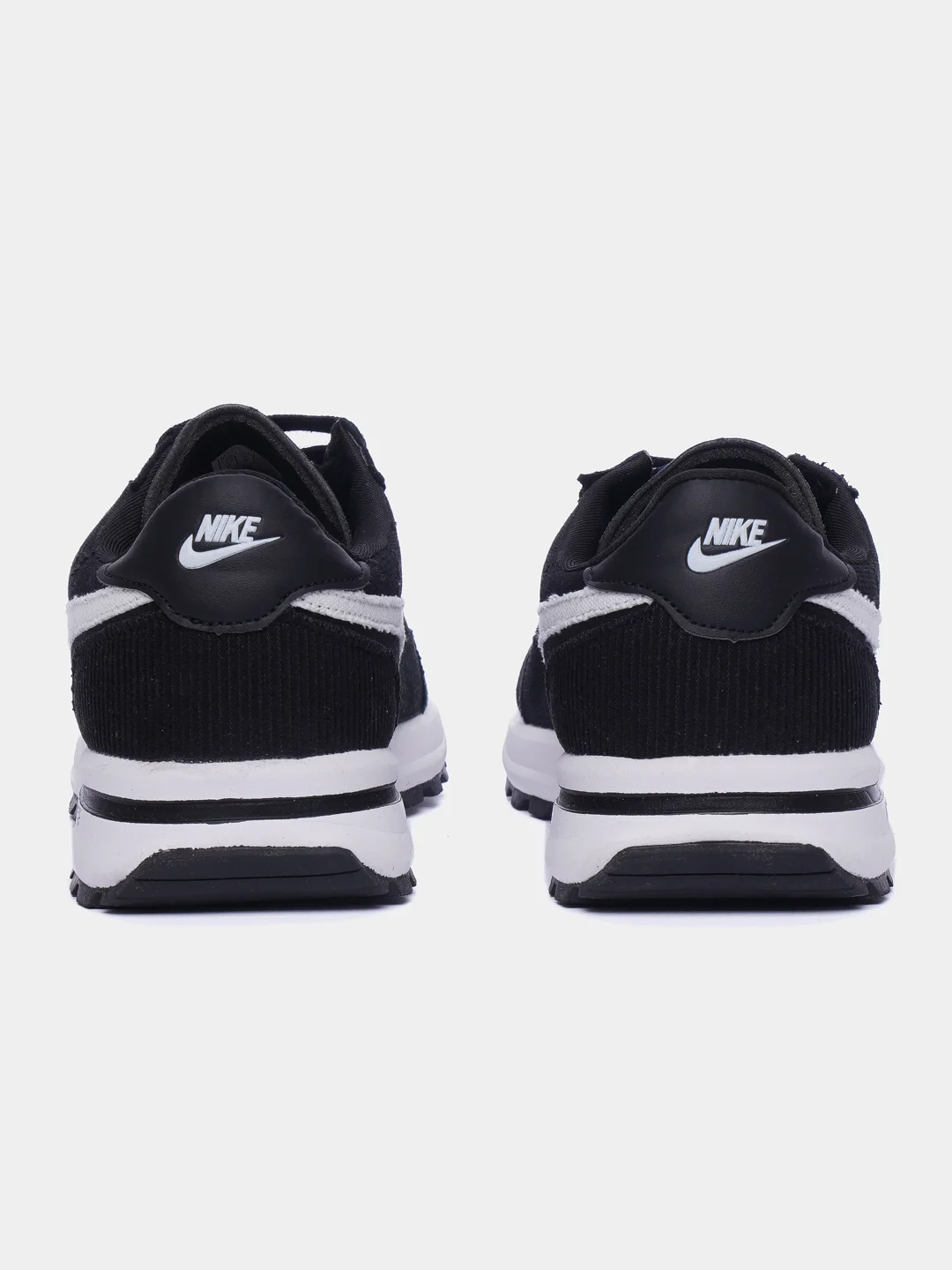 Черный кроссовки мужские Nike