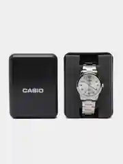 Белый часы CASIO MTP-V001