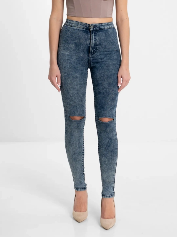 Джинсы Bershka