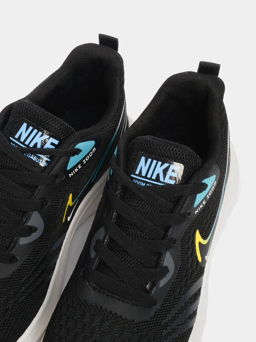 Черный кроссовки женские летние nike
