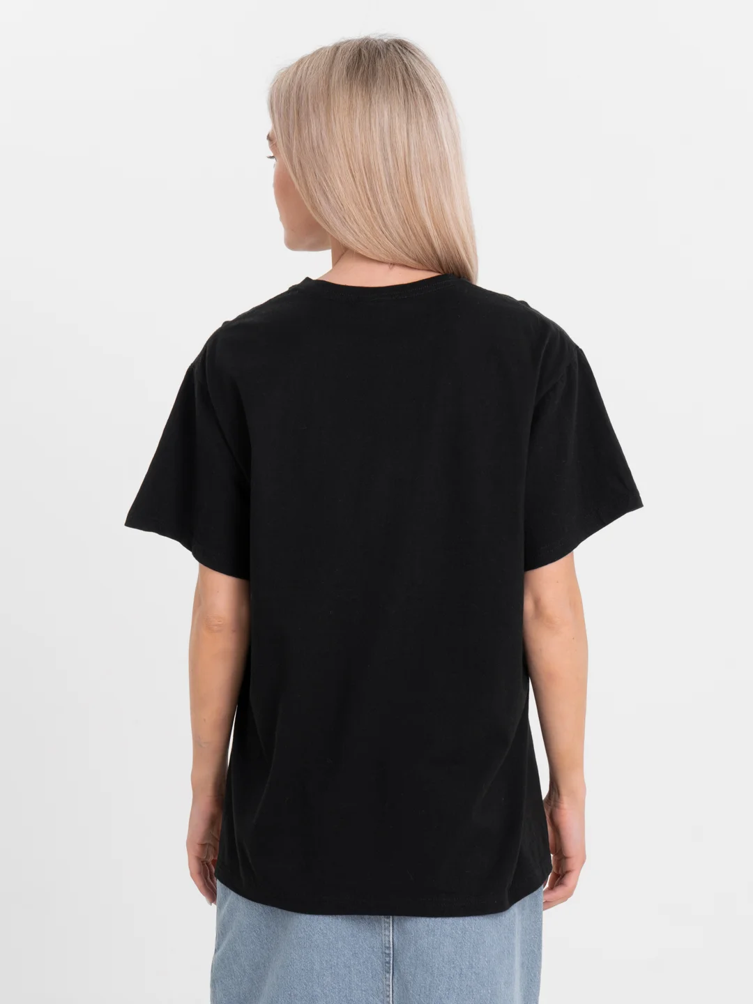 Oversized футболка в черном цвете