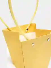 Желтый подарочный пакет/ Корзинка для цветов / подарков Ваза для цветов складная, в клеточку
