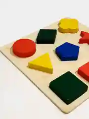 Бежевый деревянная игрушка "Фигурки"/ Игрушка- конструктор, деревянный