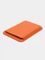 Светло-оранжевый картхолдер MagSafe Leather Wallet для iPhone