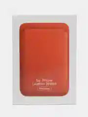 Светло-оранжевый картхолдер MagSafe Leather Wallet для iPhone
