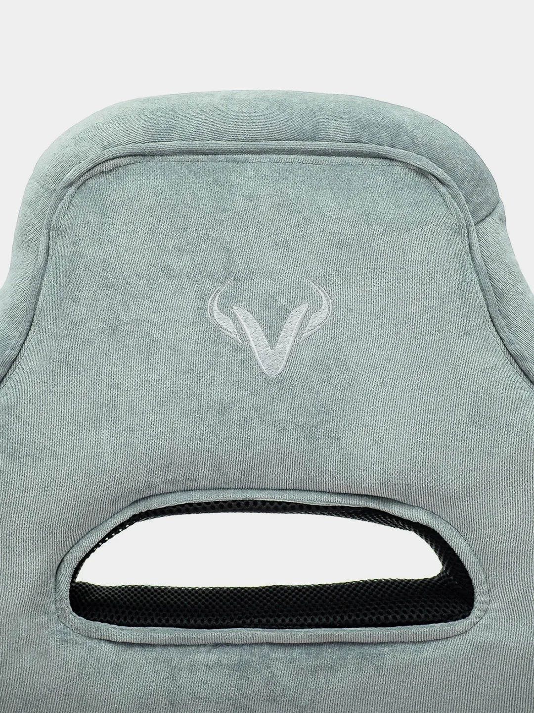 Бежевый компьютерное геймерское кресло Zombie VIKING 6 KNIGHT Fabric