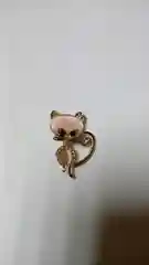 Бронзовый брошь с кошачьим глазом