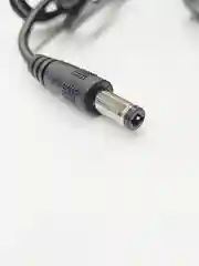 Автомобильное зарядное устройство для мониторов, портативных TV 12V 5.5*2,5