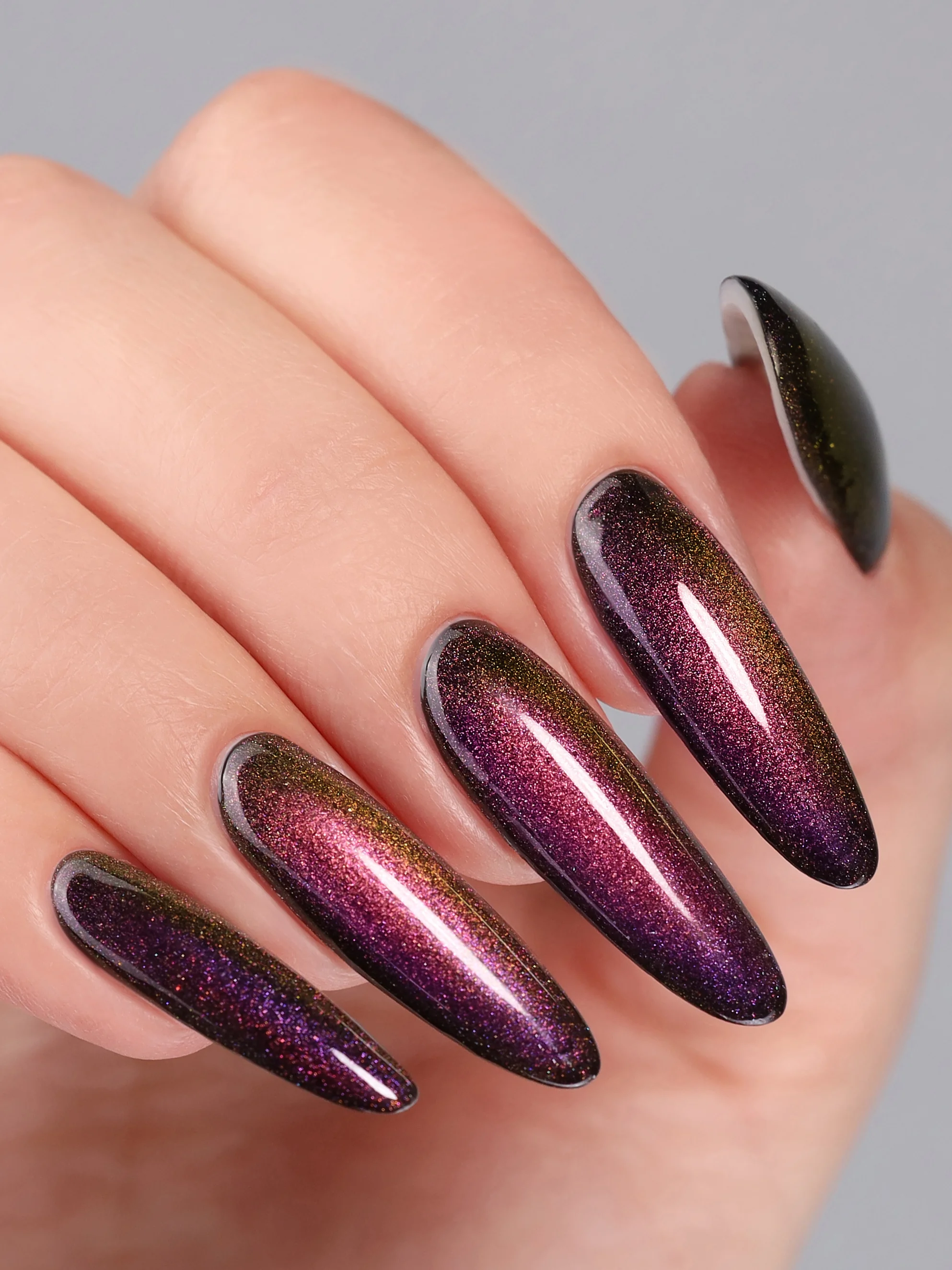 Фуксия гель лак  Foxy Expert кошачий глаз 9D (CATS EYE 9D) , 8 ml