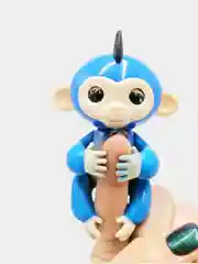 Интерактивная обезьянка Fingerlings / Обезьянка на палец