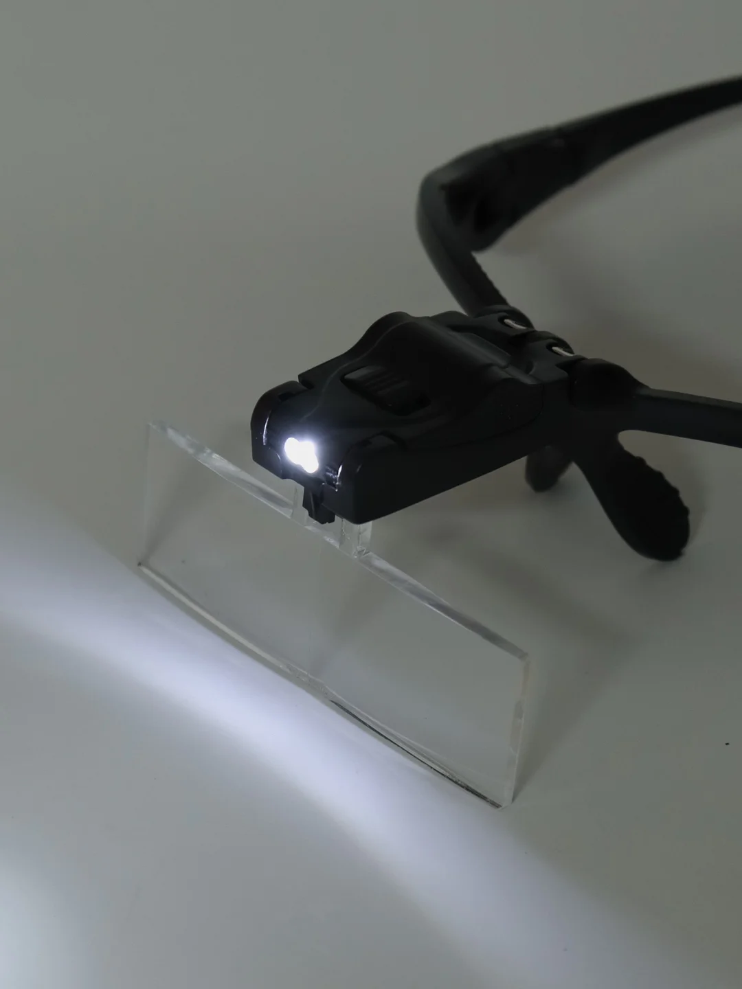 Лупа налобная 3.5x (очки) с подсветкой (2 LED)