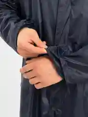 Черный дождевик черный