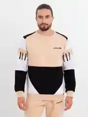 Бежевый спортивный костюм
