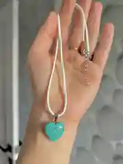 Белый подвеска на шею из натурального камня