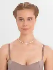 Белый цепочка чокер с сердцем на Новый год
