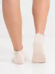 Носки белые рваные