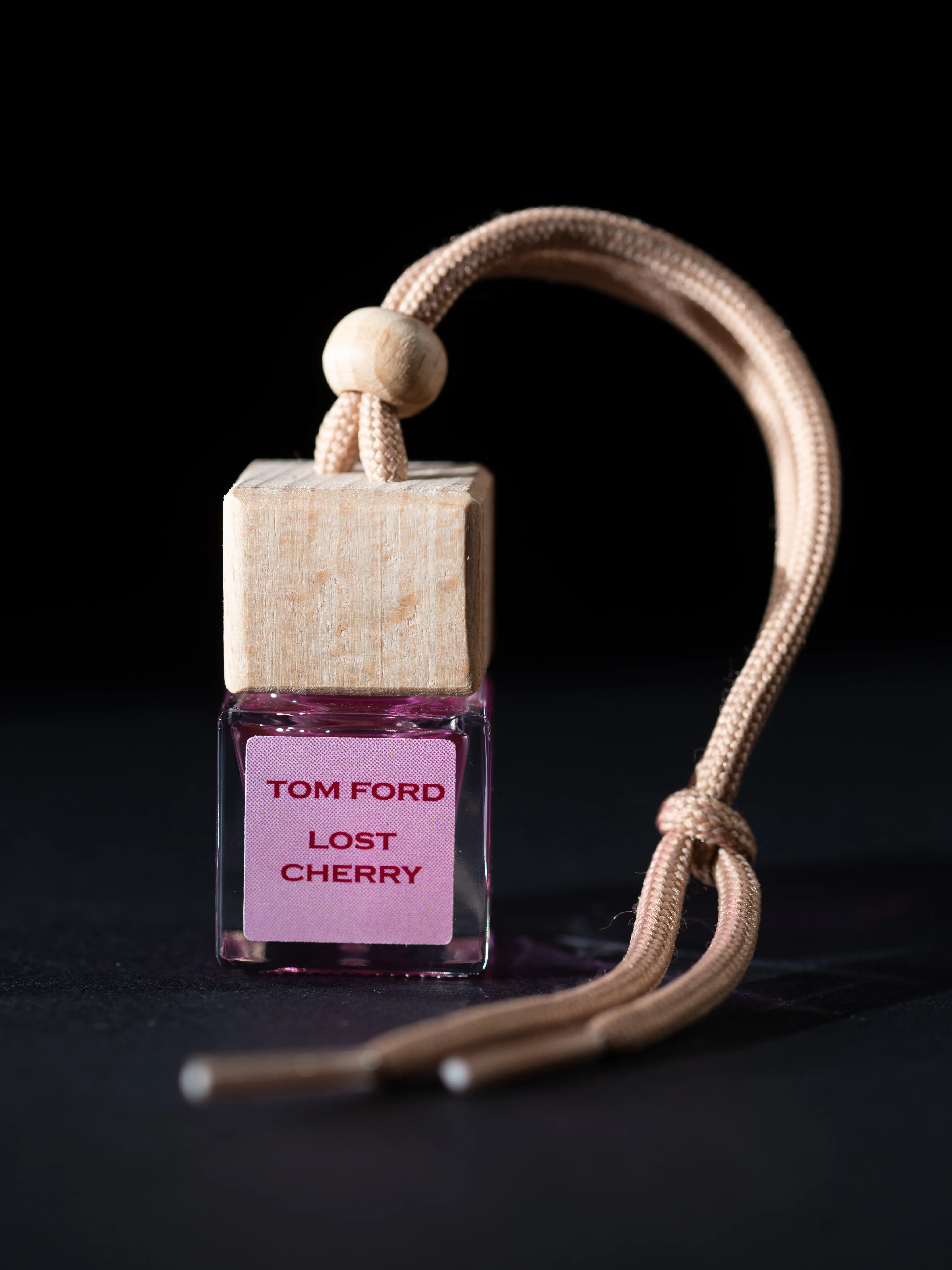 Lost Cherry ароматизатор по мотивам Tom Forda Лост Черри спрей  для помещений, авто вишня