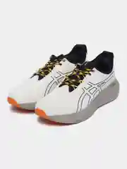 Бежевый мужские кроссовки с логотип Asics