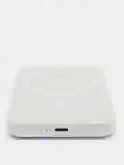 Белый беспроводная зарядка повербанк MagSafe Battery Pack