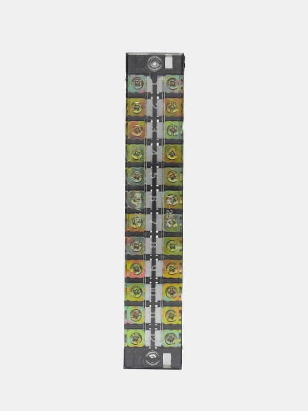 Клеммная колодка винтовая с крышкой, 24 контакта, М4, 25 А, 600 В, 10 AWG, 6 мм2