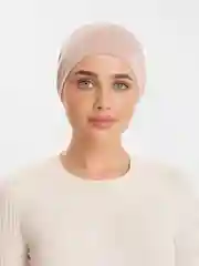 Пудровый бони на завязке, прямой лоб