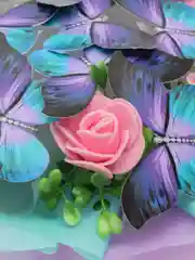 Сиреневый букет из мягких игрушек и бабочек, светящийся, подарок