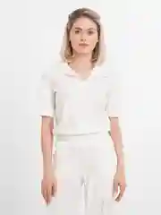 Белый костюм брючный летний
