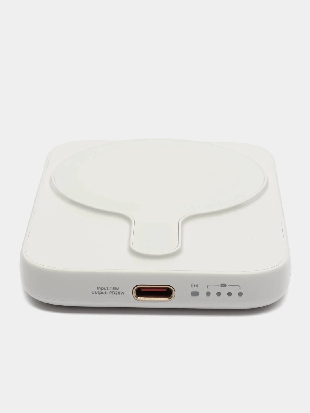Повербанк Hoco J117 5000 mAh для iPhone с magsafe и быстрой зарядкой PD20W QC3.0 (белый)