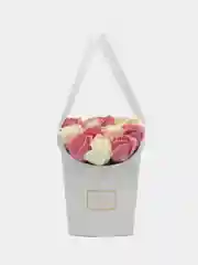 Конфетный подарочный букет из 11 мыльных роз в коробке, в 4 разных цветовых оформлениях