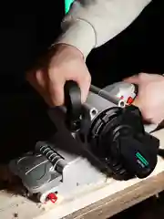 Шлифовальная машина ленточная ELECTROLITE ЛШМ 1200 (1200 Вт, лента 76*533 мм)