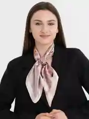 Лавандовый платок шелковый на голову и шею