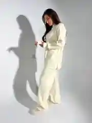 Костюм женский, теплый, вязаный