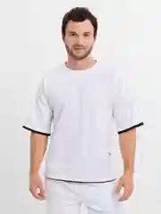 Белый мужской костюм шорты с футболкой