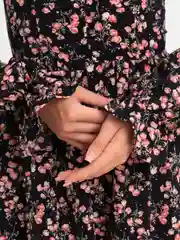 Конфетный платье женское шифоновое с завязками