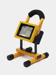 Желтый прожектор светодиодный аккумуляторный переносной 100W