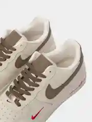 Бежевый кроссовки мужские, с логотипом Nike Air Force 1 low