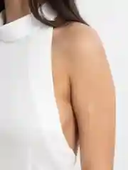 Белый платье футляр с открытой спиной