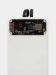 Белый power bank, внешний аккумулятор с быстрой зарядкой