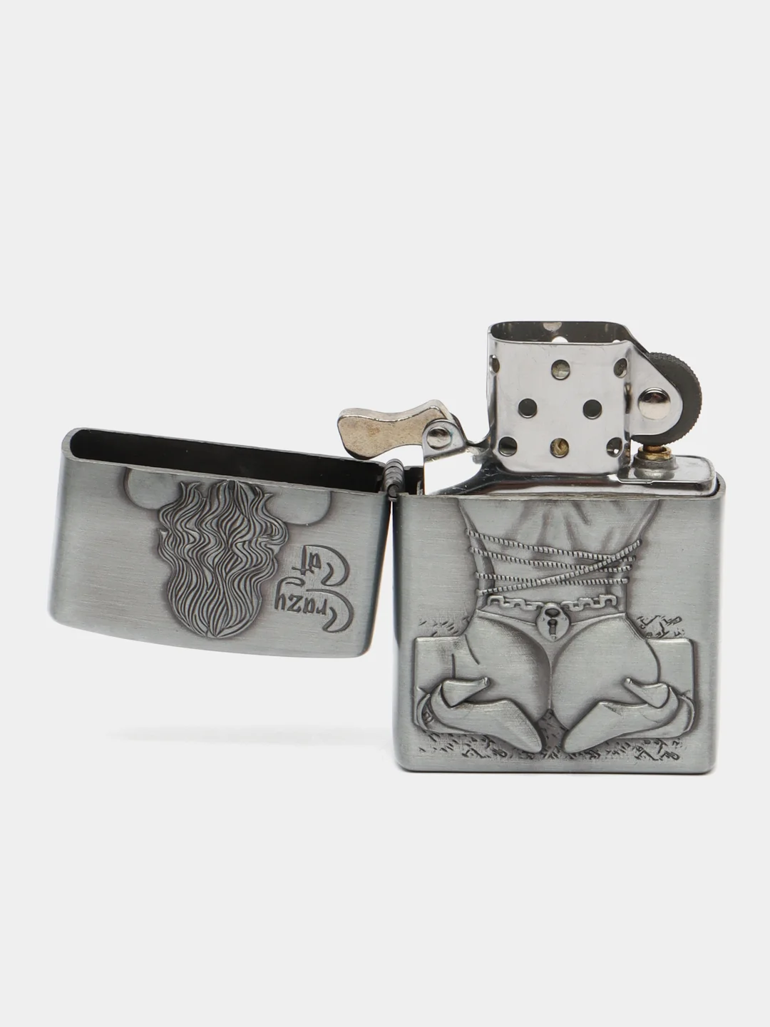 Серебряный зажигалка бензиновая с рельефным рисунком девушки